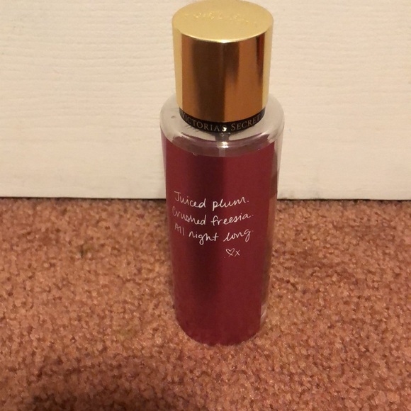 Victoria Secret Pure Seduction Body Mist - Picture 2 of 6